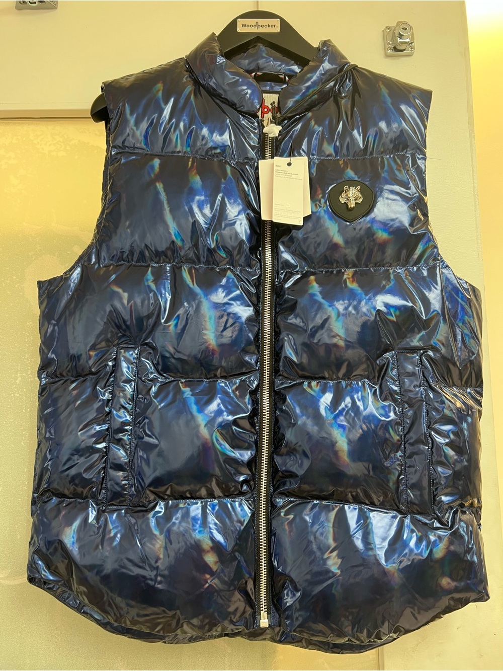 WOODPECKER MENS Iridescent Navy Puffer Vest size M NWT